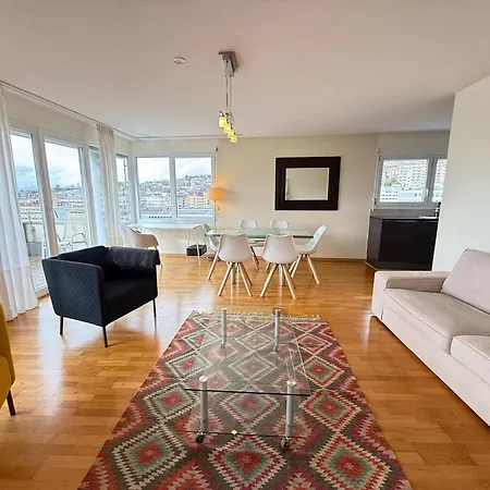 Apartment Good Location, Spacious, Comfortable And Bright!! *