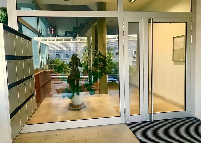 Good Location, Spacious, Comfortable And Bright!! Διαμέρισμα *