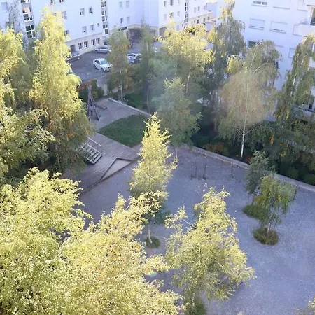 Apartment Good Location, Spacious, Comfortable And Bright!! Lausanne